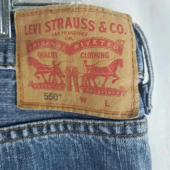 Levis Strauss & CO 550 Men's Denim Blue Jeans Sz W44/L30 - Picture 4 of 9
